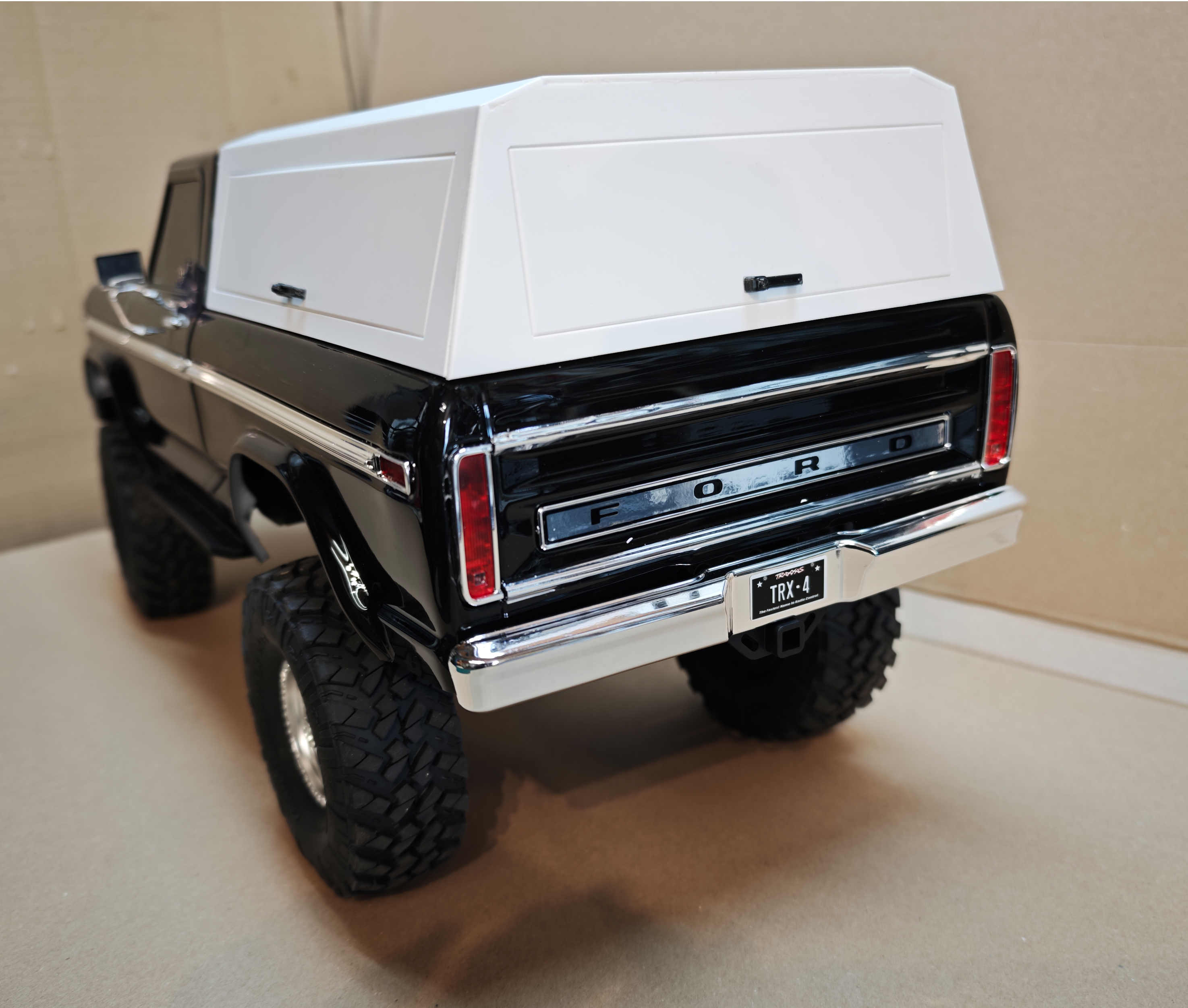Multicab Hardtop für Traxxas TRX-4 Ford F150 u. Chevy K10 High-Trail 1:10